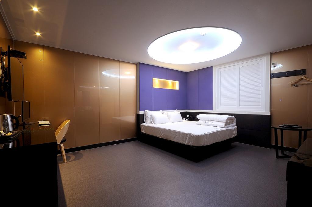 Wa Hotel Pusan Pokoj fotografie