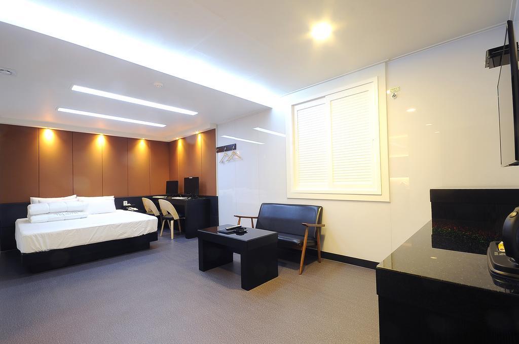 Wa Hotel Pusan Pokoj fotografie