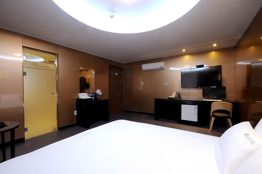 Wa Hotel Pusan Pokoj fotografie