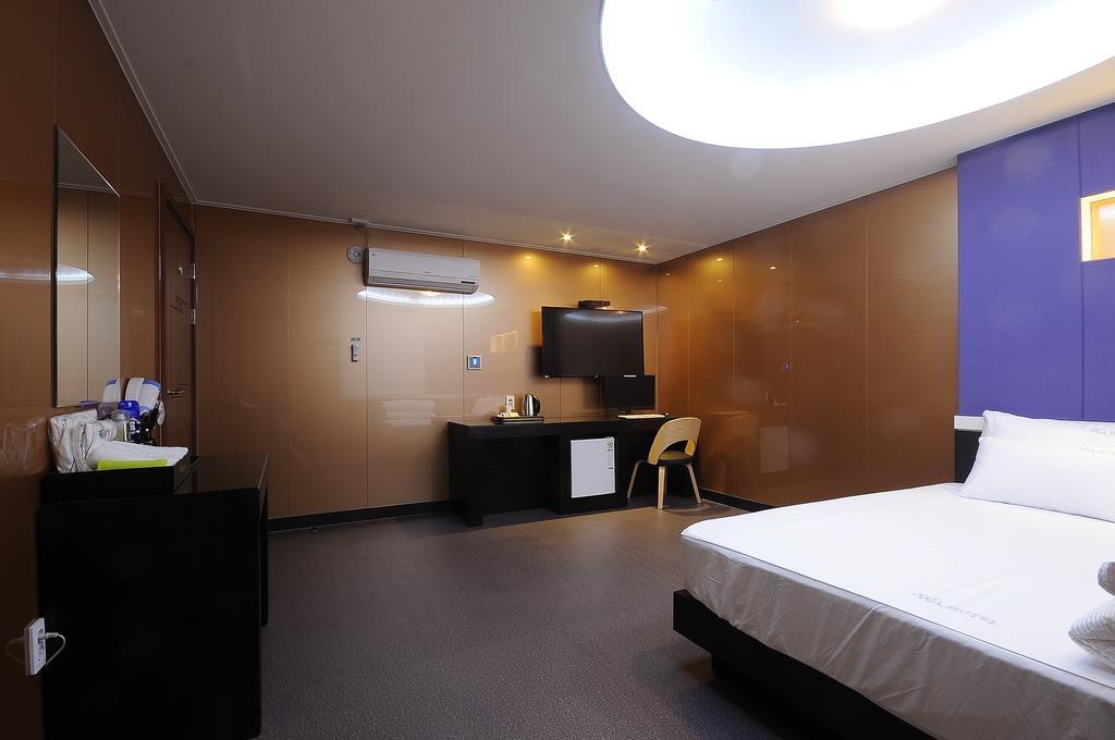 Wa Hotel Pusan Pokoj fotografie